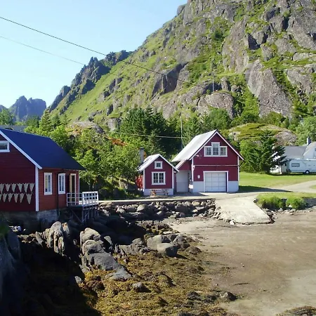 Two-Bedroom Holiday home in Sennesvik Feriehus